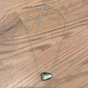 Kendra Scott necklace
